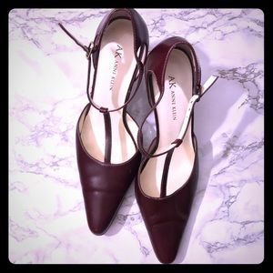 Anne Klein Burgundy Leather Retro T Strap Heels 8m